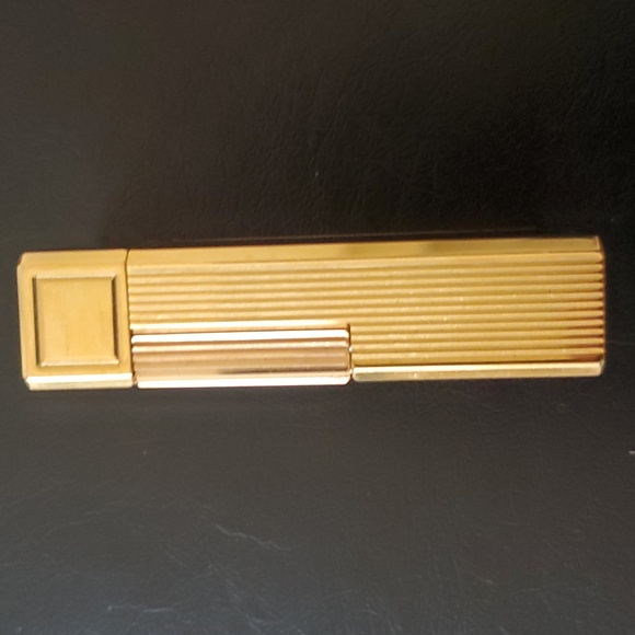 Vintage Gold and Black S.T. Dupont DE PARIS Lighter - Picture 2 of 5